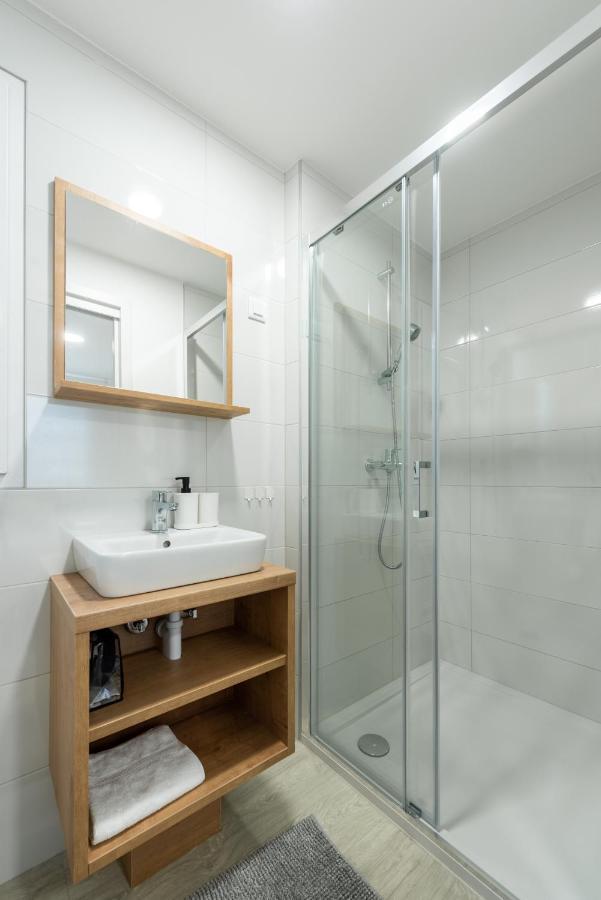 Luxury Mobile Home Pretty Green - Premium - Oaza Mira Resort -50 M From The Beach Drage Exterior foto
